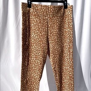 NWT Ann Taylor LOFT Lou & Grey Floral Ponte pocket leggings, mustard/brown color